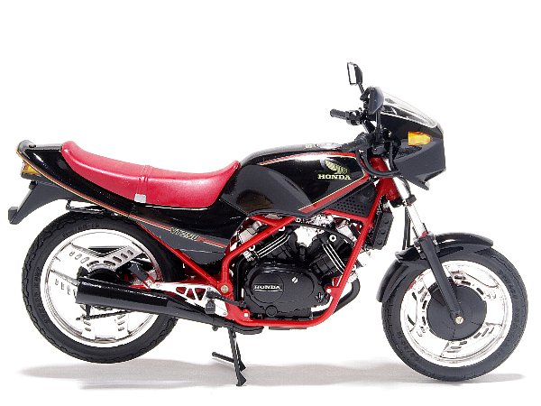 Mamama様専用。ホンダ VT250FE 黒赤 アンダーカウル - メルカリ